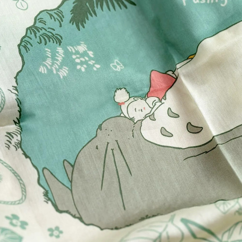 Mon Voisin Totoro - Mouchoir Rencontre (53 x 53 cm)