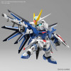 Maquette Bandai SD Gundam Ex-Standard Rising Freedom Gundam