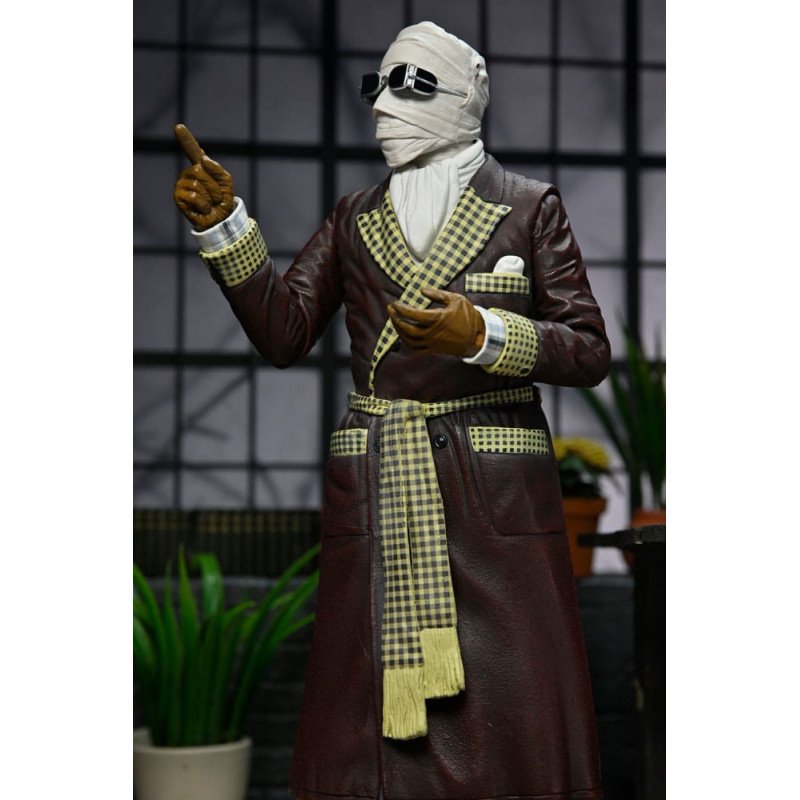 OCTOBRE 2025 : Universal Monsters - Figurine Ultimate Invisible Man Kemp House (Color) 18 cm