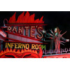 AOUT 2026 : Beetlejuice - Diorama Trenchcoat with Spikes Inferno Room Deluxe Set