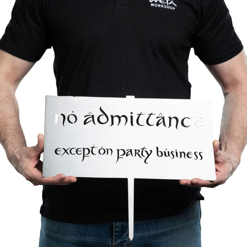 Lord of the Rings - Panneau métal No Admittance 32cm - Weta x Metabird