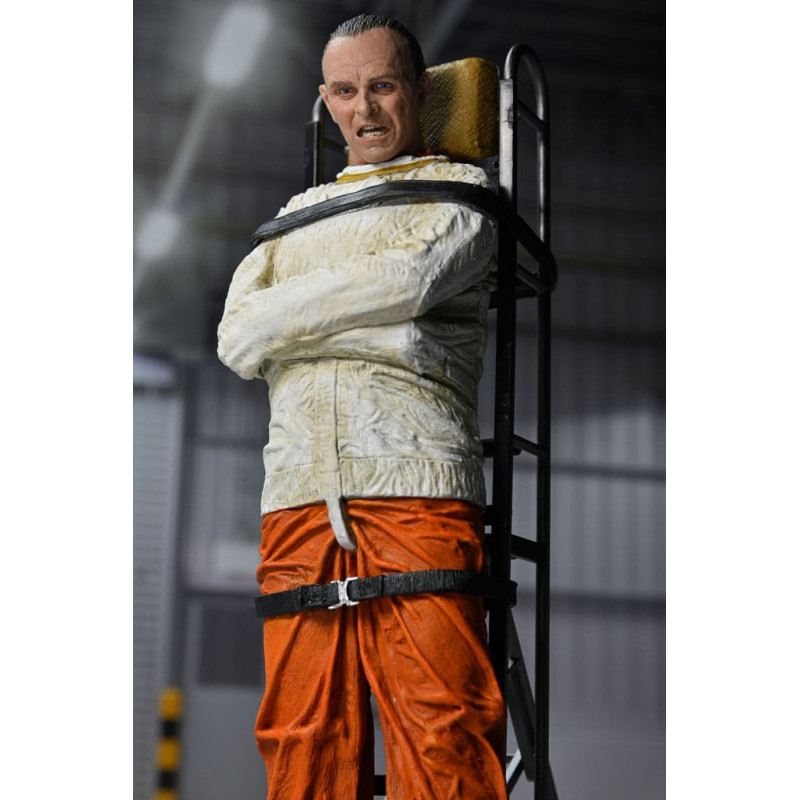 JUILLET 2025 : The Silence of the Lambs - Figurine Hannibal Lecter Masked