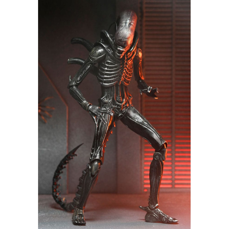 Ultimate Xenomorph XX121 Action Figure – Alien: Romulus – NECA