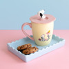 Mug Premium Snoopy avec Couvercle – Licence Peanuts