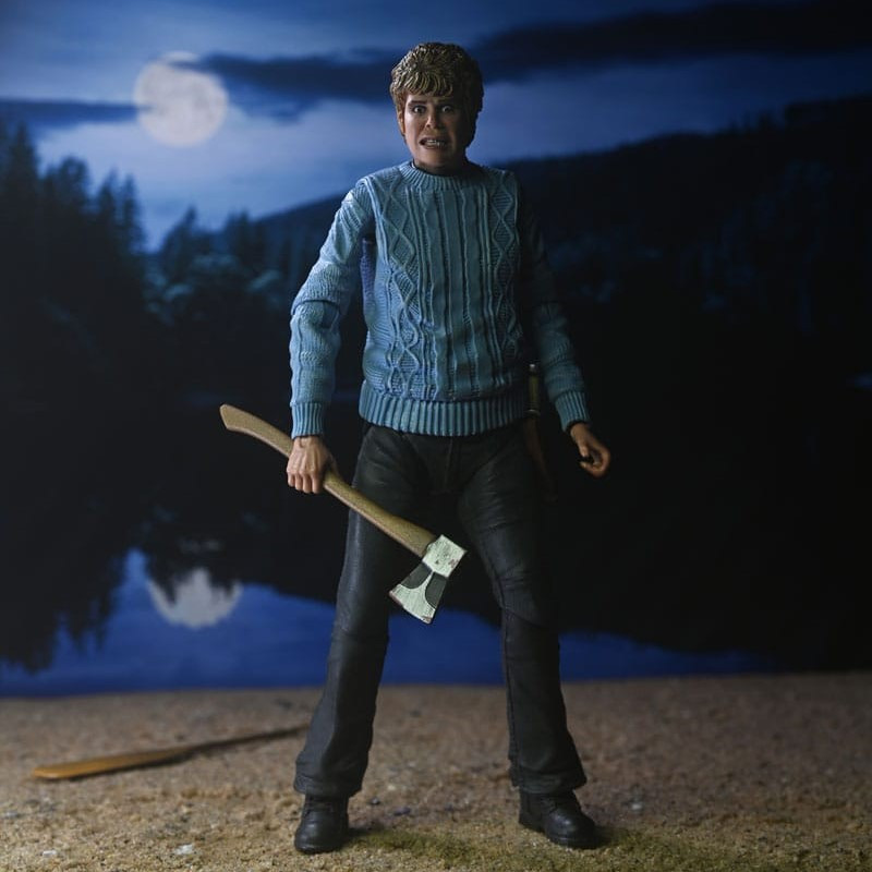 OCTOBRE 2025 : Friday the 13th - Figurine  Ultimate Pamela Voorhees