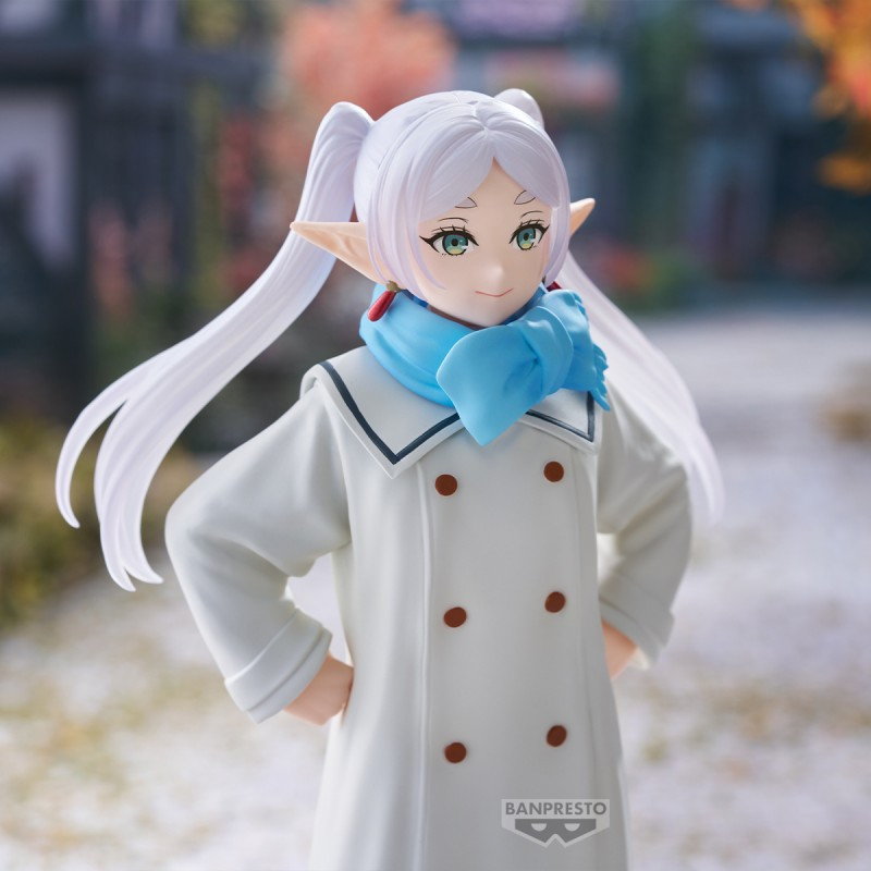 Frieren – Figurine Frieren en manteau – Banpresto