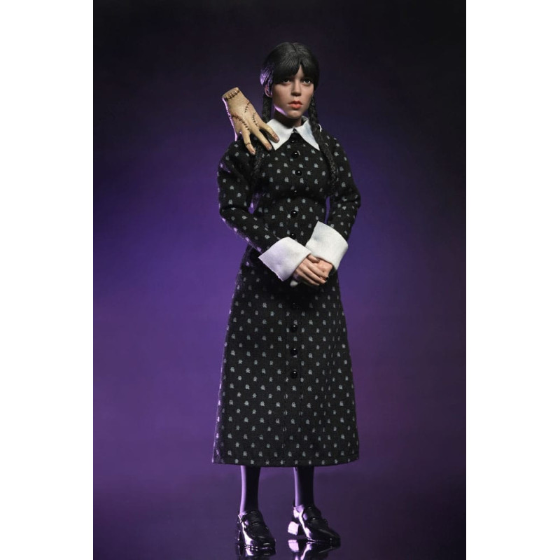 FIN 2025 : Wednesday - Figurine Classic Dress 20 cm