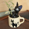 Kiki la Petite Sorcière - Mini statue soliflore Jiji dans sa tasse