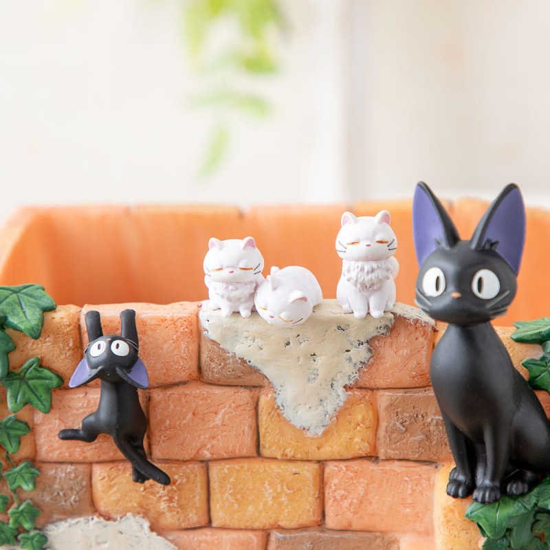 Kiki la Petite Sorcière - Pot planteur Famille de Jiji