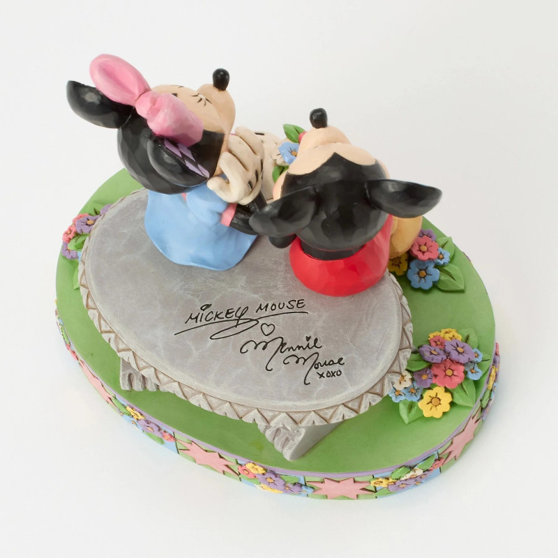 NOVEMBRE 2025 : Disney - Traditions - Figurine A Blooming Romance (Mickey and Minnie Bench)