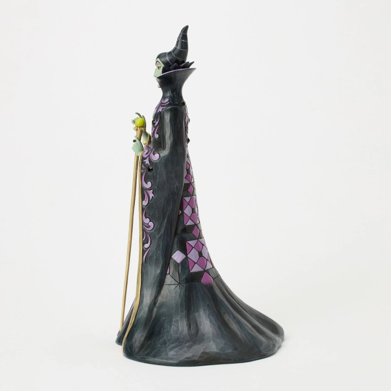 DÉCEMBRE 2025 : Disney : La Belle au Bois Dormant - Traditions - Figurine Vengeful Villainess (Maleficent Deluxe)
