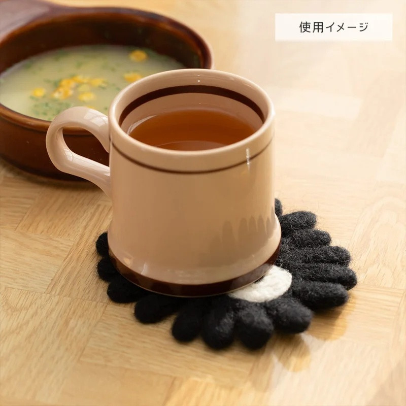 Sous-verre laine fait main Noiraude Totoro Ghibli 12,5cm