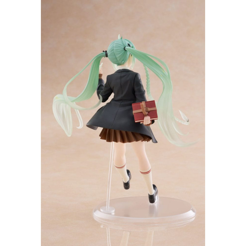 Figurine Hatsune Miku Fashion Preppy 18 cm – Taito Officicielle