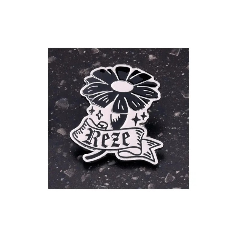 Pin Badge Reze – Licence officielle Chainsaw Man – Ensky