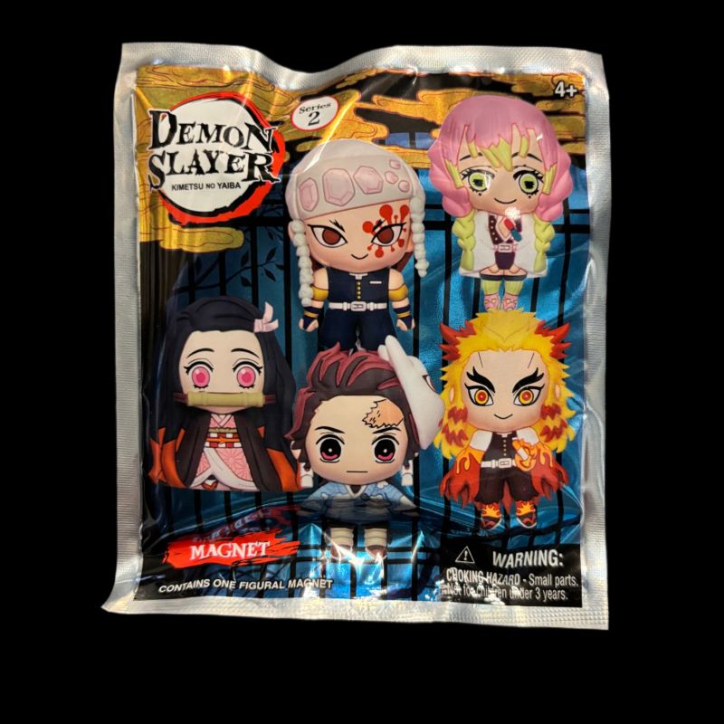 Demon Slayer (Kimetsu no Yaiba) - Aimant PVC 1 EXEMPLAIRE ALEATOIRE
