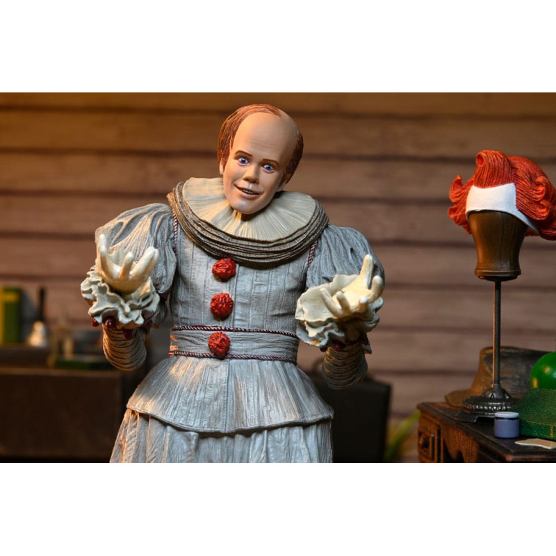 Welcome To Derry – Figurine Bob Gray As Pennywise 18 cm – Neca