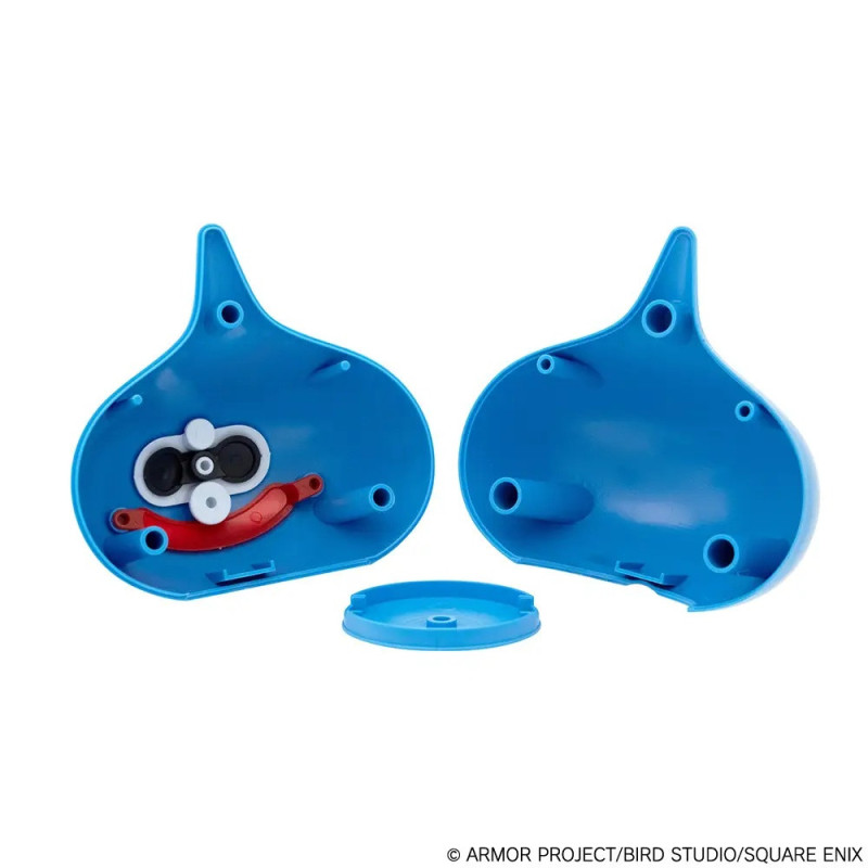 Dragon Quest Slime Plastic Model Kit with Grassland Base – Square Enix