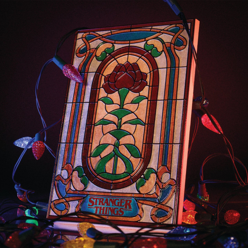 Stranger Things – Creel House Stained Glass Window Plaque – Fanattik