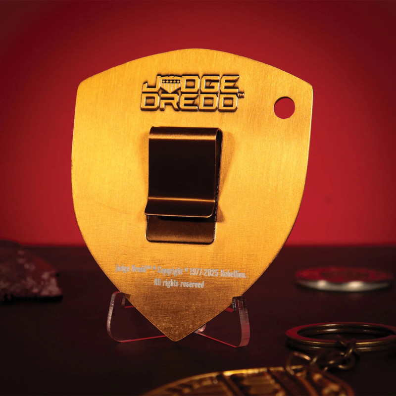 2000 AD – Judge Dredd –  Réplique Badge (5000 exemplaires) – Officiel