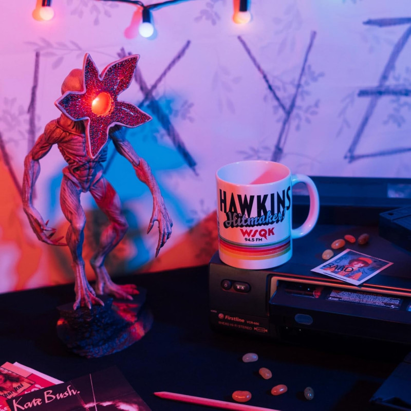 Stranger Things – Mug WSQK – Licence officielle – Netflix