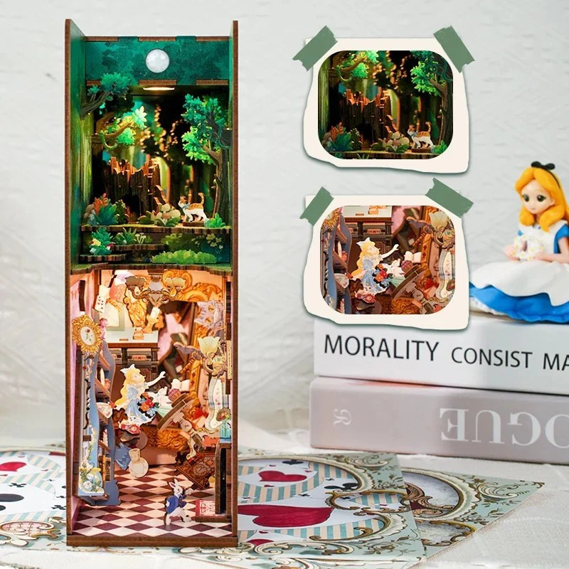 Book Nook - Maquette Kit DIY Alice in Wonderland 184pcs  – Tonecheer
