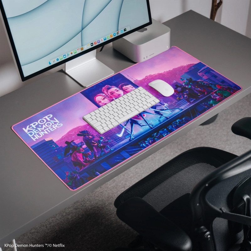 KPop Demon Hunters – Tapis de bureau XL Takedown Huntr/x