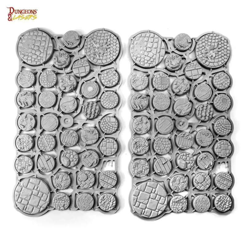 Townsfolk Miniature Pack – Dungeons & Lasers