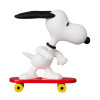 Peanuts - Figurine Medicom UDF série 17 Skateboarding Snoopy 8 cm