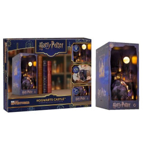 Harry Potter - Book Nook Hogwarts Castle Tiny Adventures