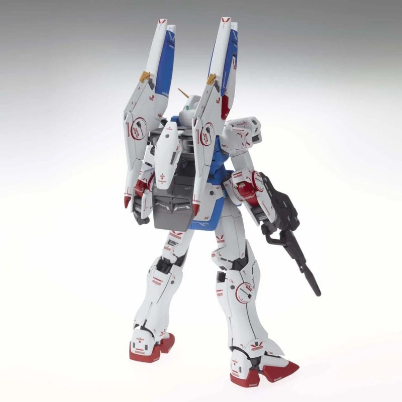 Gundam - MG 1/100 V Dash Gundam Ver. Ka – Bandai