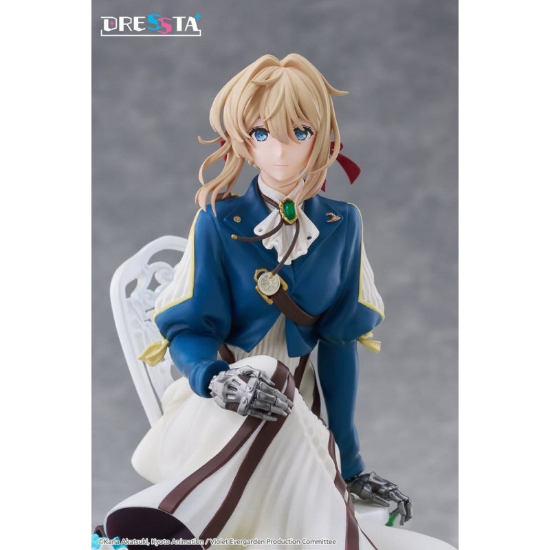 Violet Evergarden - Figurine Dressta Violet Everg - Taito