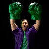 SEPTEMBRE 2026 : Marvel - Poings Hulk Replica Legend Series 1/1