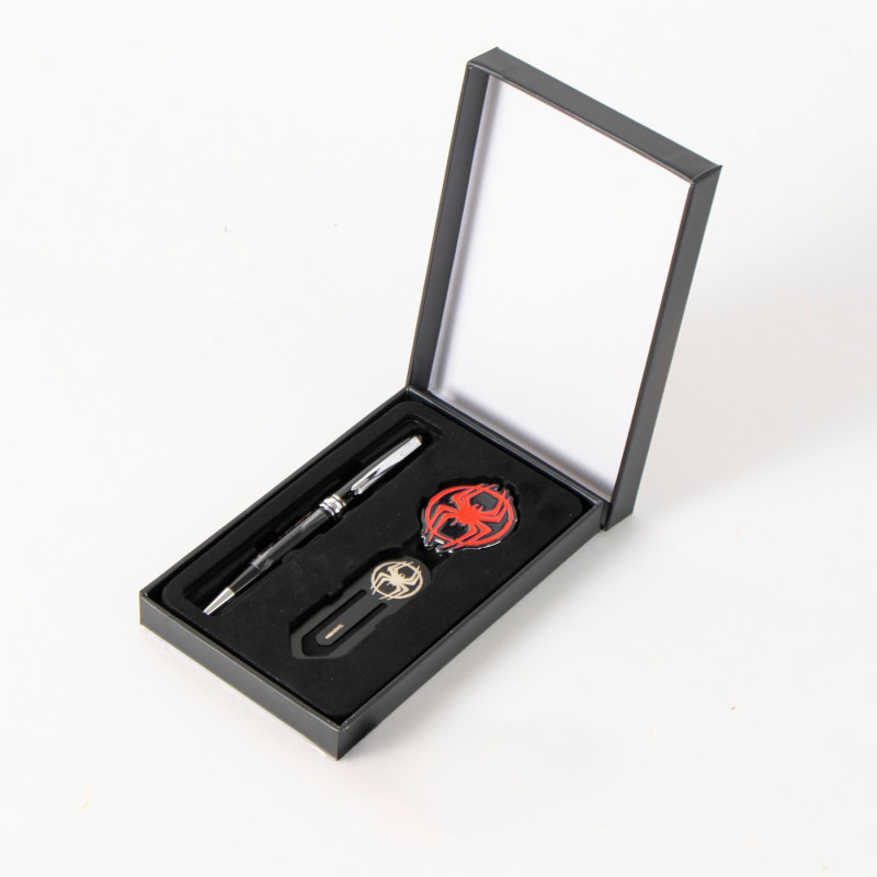 Marvel - Set Cadeau Stylo, Pin’s et Marque-page Spider-Man - Cerda